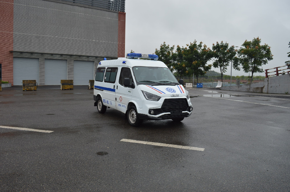 SQH5044XJHJ6救护车